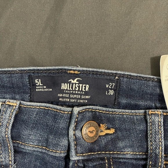 HOLLISTER High Rise Super Skinny Jeans - Picture 2 of 5